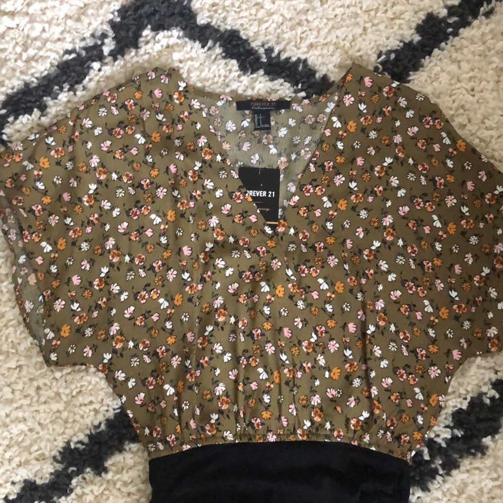 Floral blouse bodysuit NWT